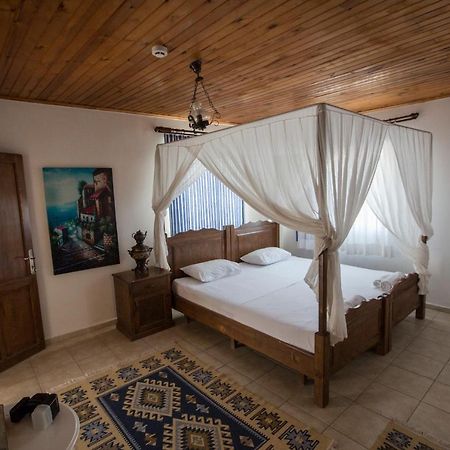 アラカティ Ala Baykus Bed & Breakfast エクステリア 写真