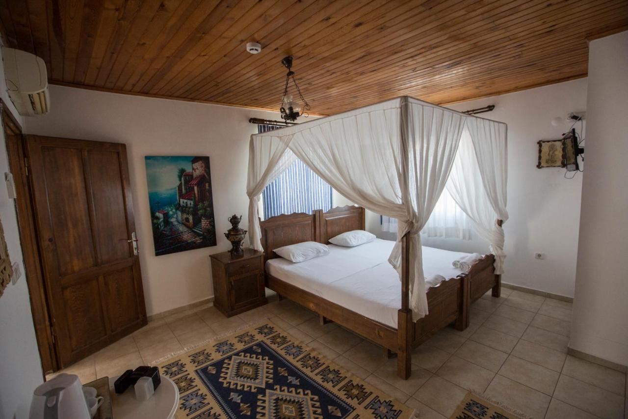 アラカティ Ala Baykus Bed & Breakfast エクステリア 写真