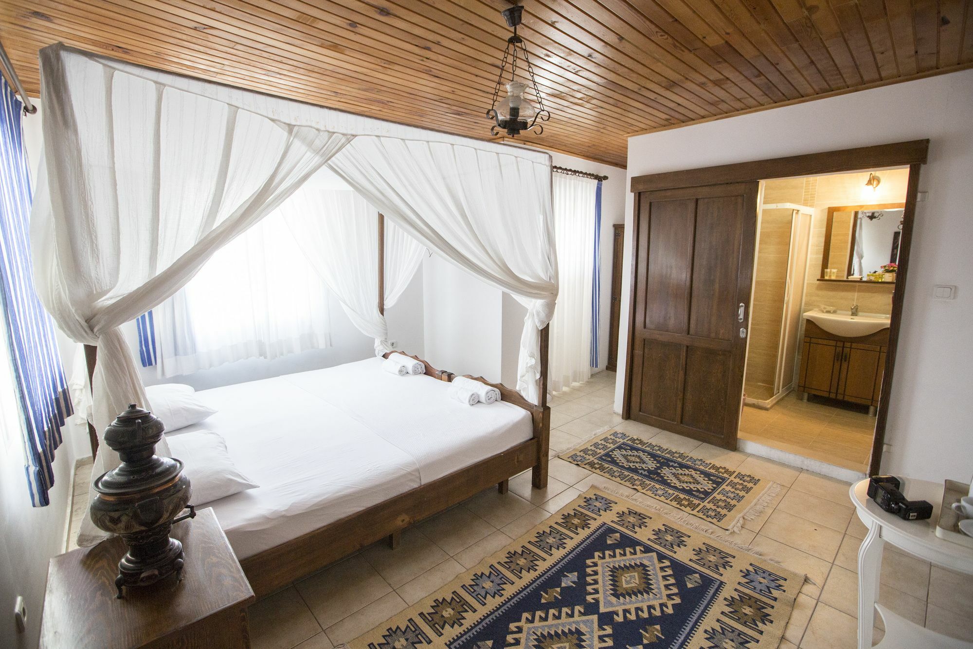 アラカティ Ala Baykus Bed & Breakfast エクステリア 写真